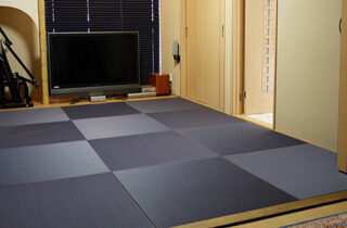 藍色の琉球畳