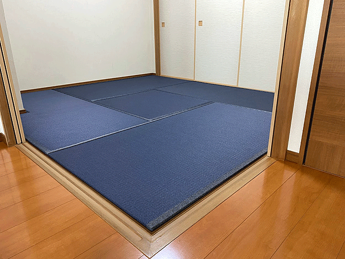 藍色の和紙畳