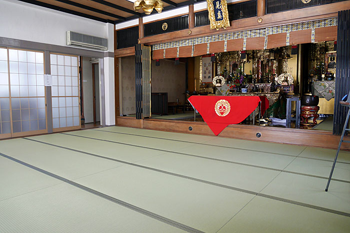 お寺和紙畳