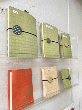 畳ブックカバー