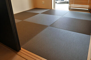 黒・ブラックな和室