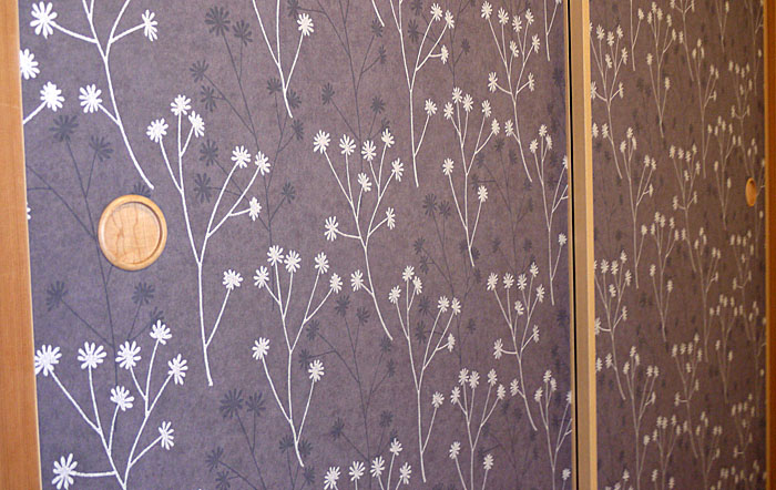 カモミール柄ふすま紙