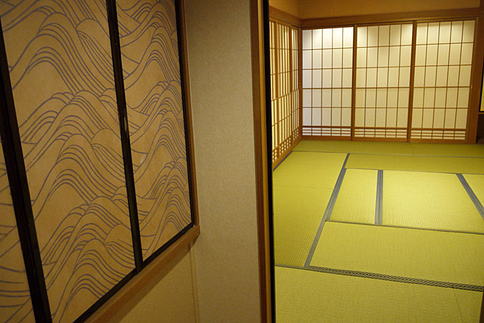 ホテル　和紙畳