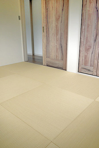 井上製畳所　からほり商店街