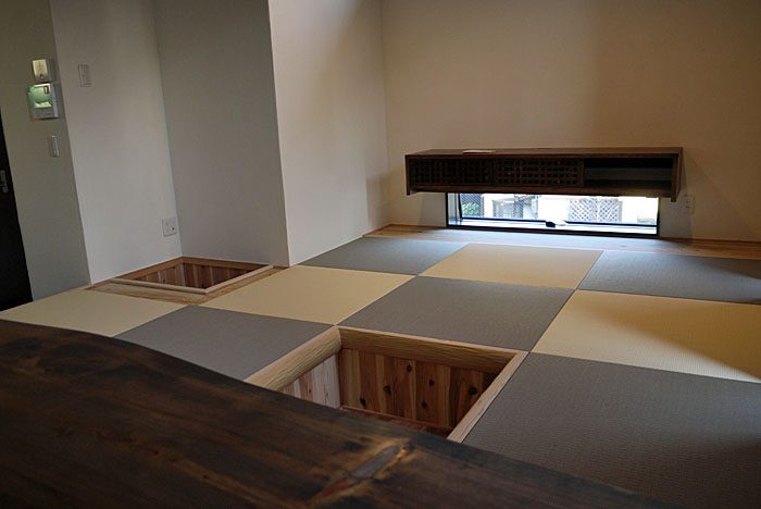 銀鼠色と乳白色