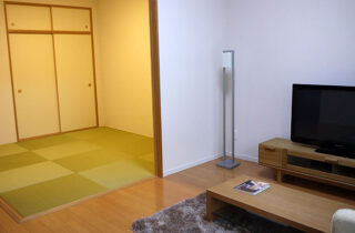 大阪　ダイケンへりなし畳